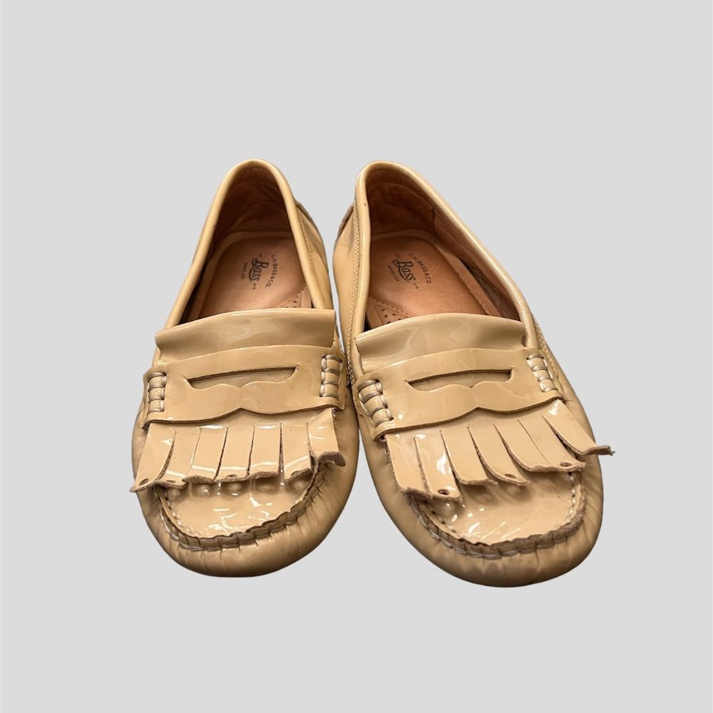 Bass cream leather loafer flats size 5 with knitted fringe
